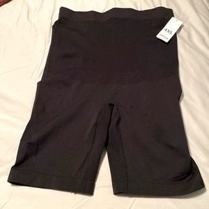 New with Tags Empetua All Day High Waisted Shaper Shorts Size 4XL in Black.